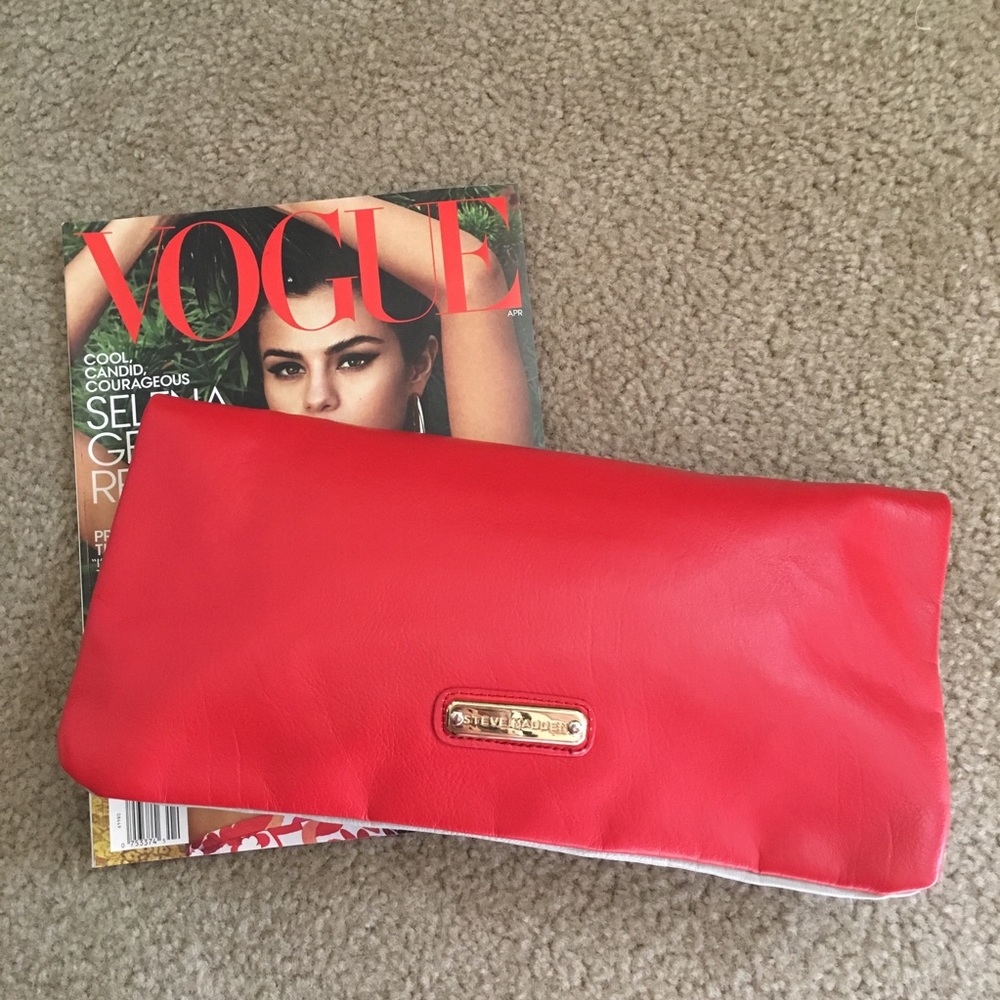 Steve Madden - Big Coral Foldover Clutch
